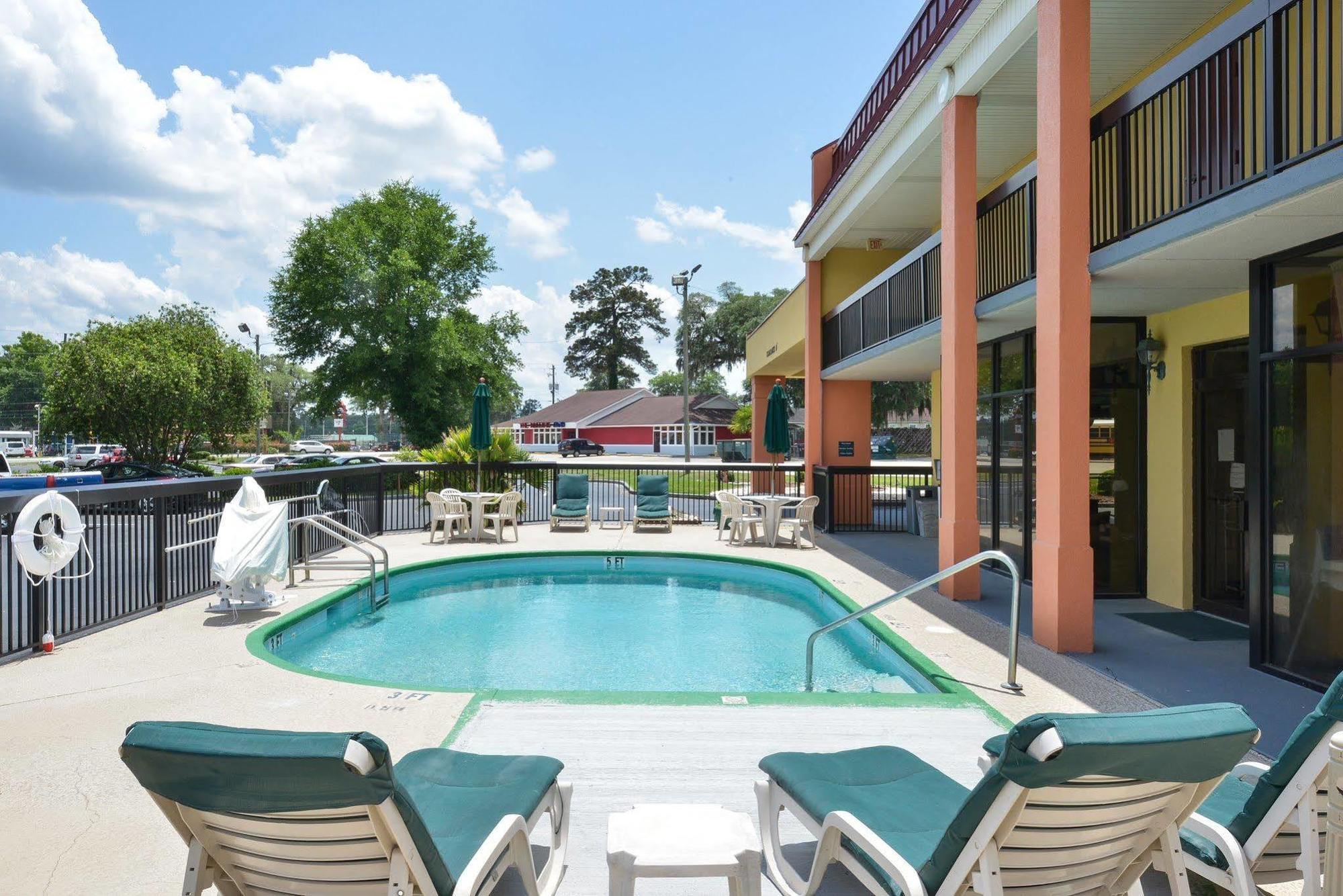 Suburban Studios Hinesville - Fort Stewart Area Buitenkant foto